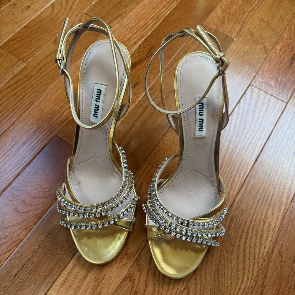 Pre-owned Miu Miu Gold Crystal Embellished Heels 38.5 - Picture 3 of 13